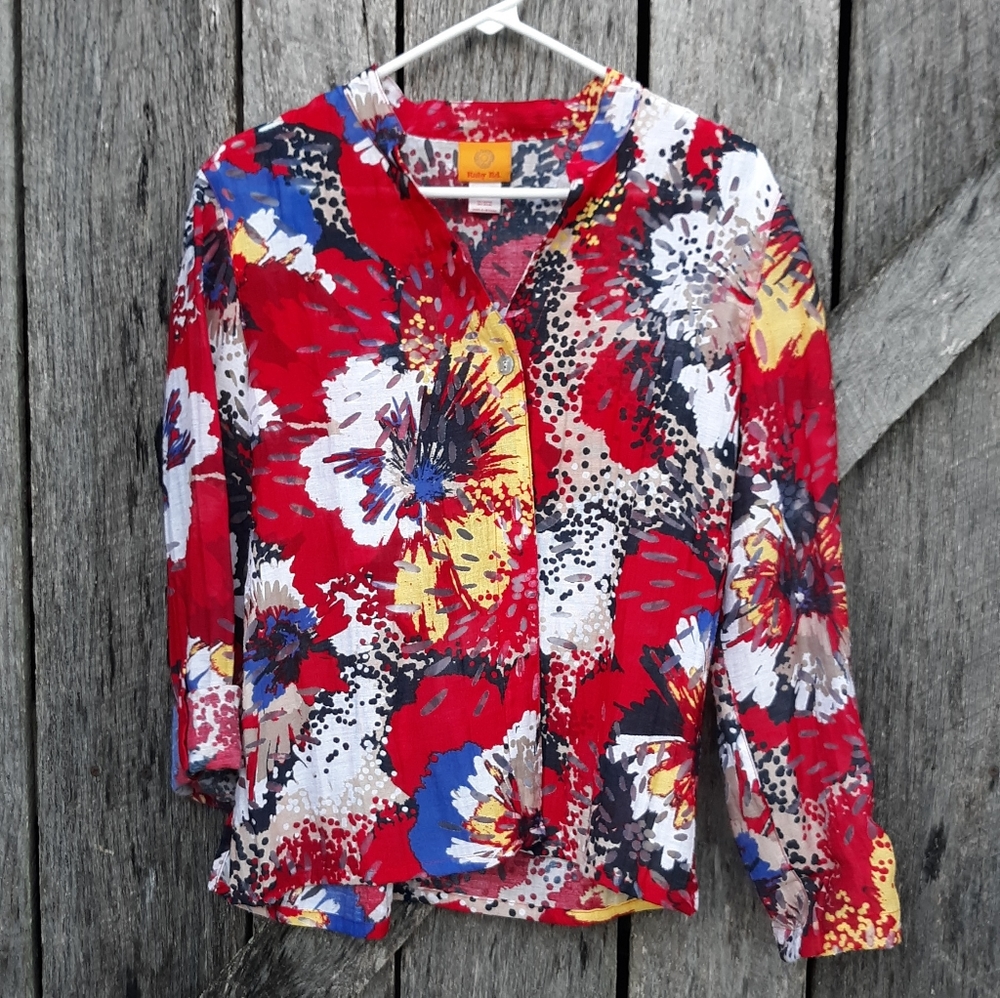 Women's button up top